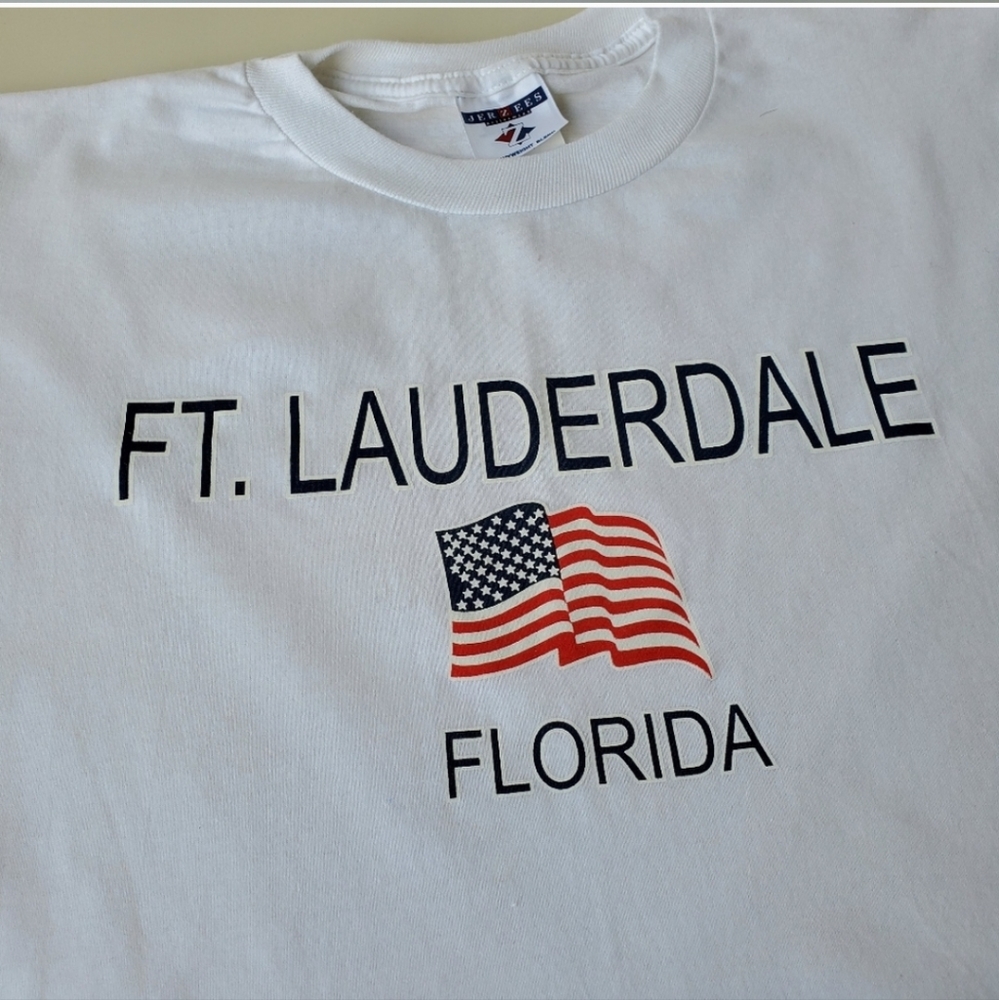Fort Lauderdale T shirt with US flag